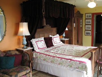 King Size Sleep Number® Canopy Bed in Victorian Rose Suite